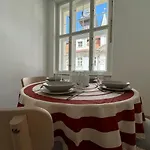 Old Town Maiselova *